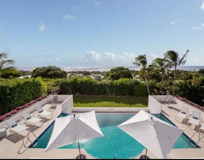 Purple Haze - Infinity Pool Holiday Home Minutes From The Island'S Best Beaches Saint James Esterno foto